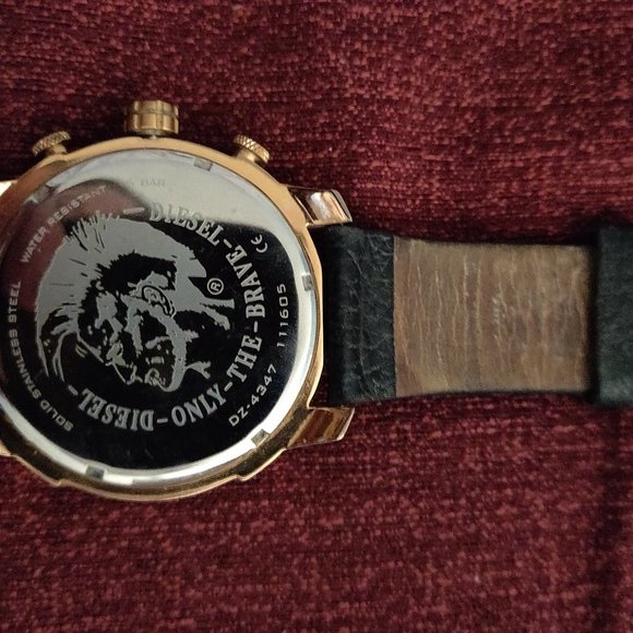 UNBELIEVABLE Sale!: SP#128 Diesel 5 Bar Watch - Picture 8 of 11